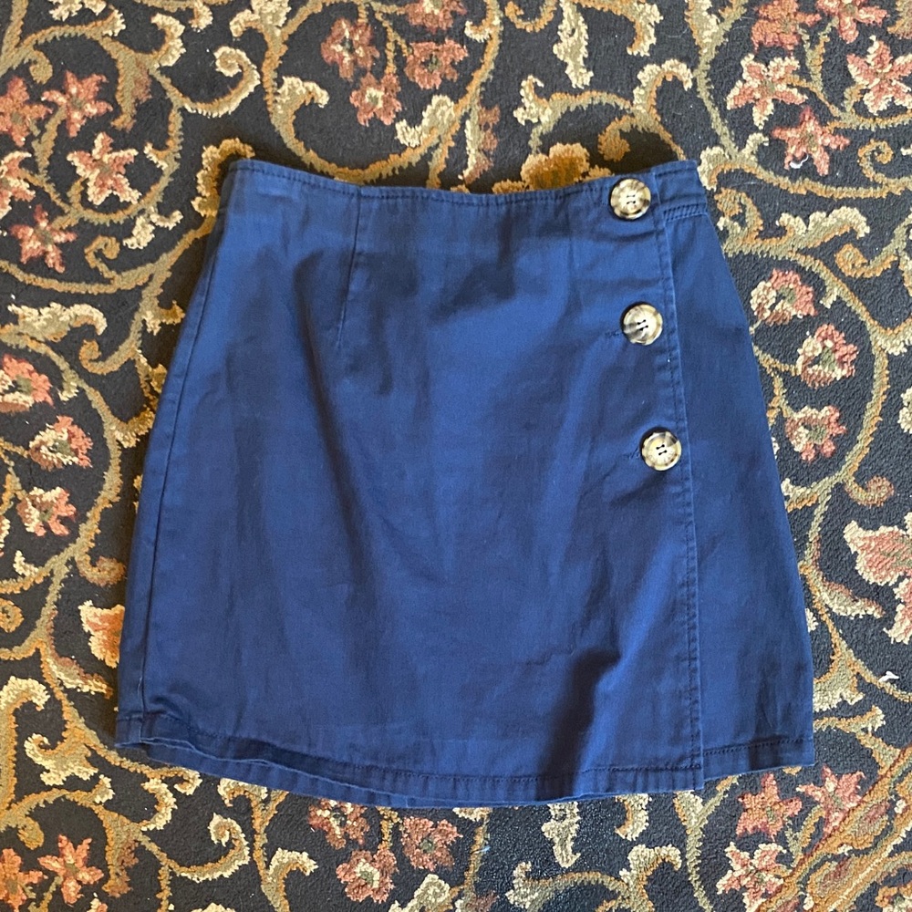 Modcloth navy blue mini skirt with brown side buttons